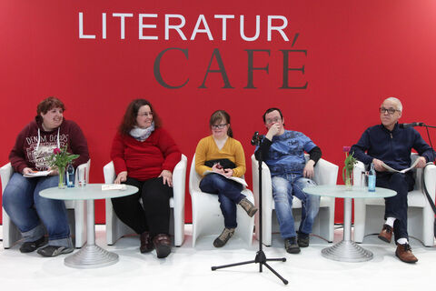 Leseklubmitglieder auf der Leipziger Buchmesse (Foto Volker Wartmann)