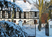 Haus im Winter (Foto: C. Müller-Zurek)