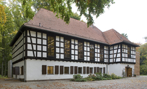 Haus von außen (Foto: Reinhard Görner)