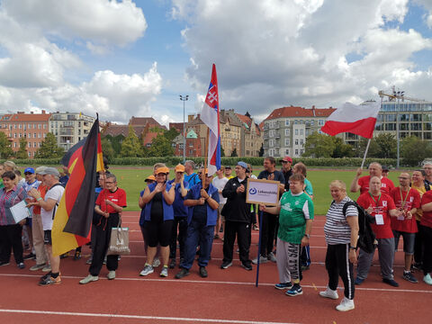 Sportlerinnen und Sportler bei der Eröffnung des 41. Internationalen Sportfestes