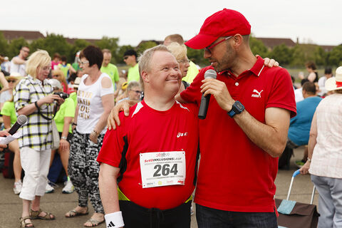 Inklusionslauf auf dem Tempelhofer Feld