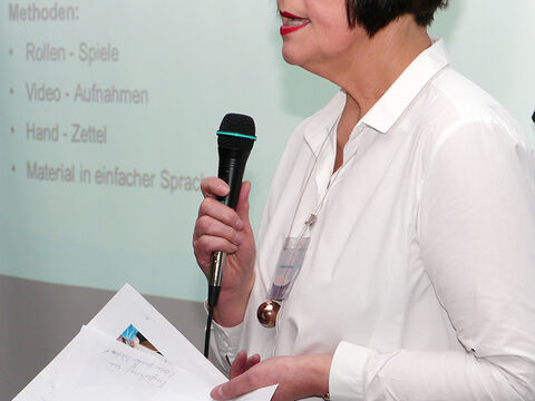 Beratung auf Augenhöhe - Peer Berater ausgebildet - Lebenshilfe Berlin